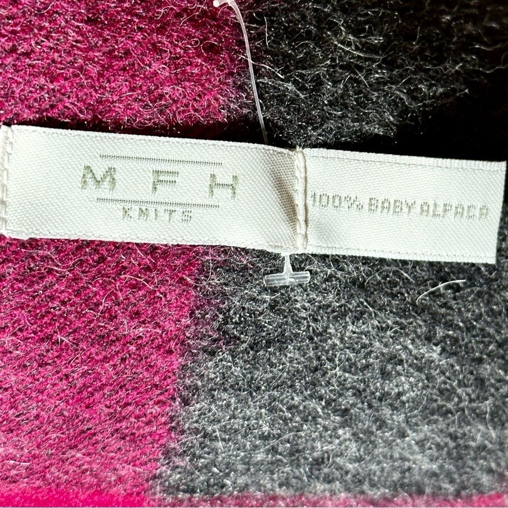 NWOT MFH Knits Baby Alpaca Scarf with Tassels - Picture 2 of 3
